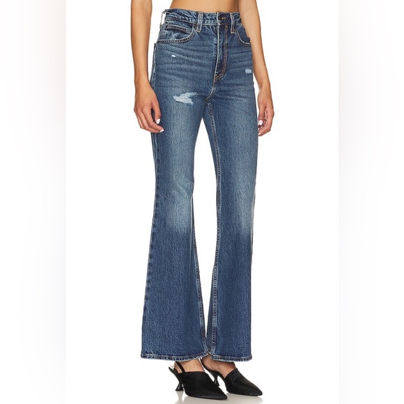 NWT Levi’s 70’s High Flare - Picture 3 of 15